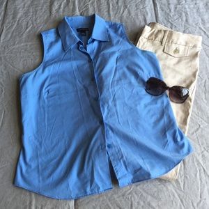 Ann Taylor sleeveless top - Size 10